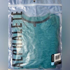 New Alphalete Men’s hero seamless long sleeve athletic shirt, trident blue